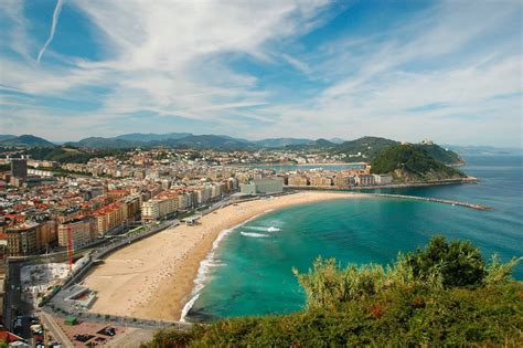 playa nudista san sebastian|Playa de La Zurriola